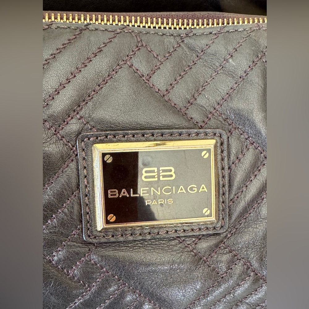 Balenciaga Dark Brown Chevron Quilted Leather Shoulder Bag (COA) - Picture 5 of 16